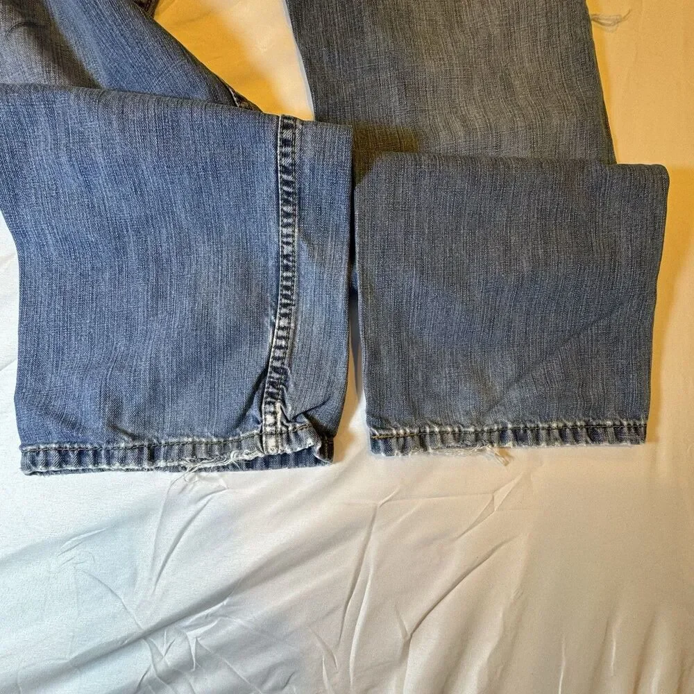 Levis 505 Jeans Mens 34X32 Blue distressed Straight Red Tag‎ 34 X 31